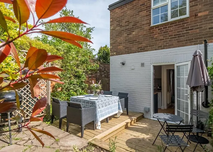 Adorable Cottage With A Log Burner In Heavenly Village - Constable Lodge