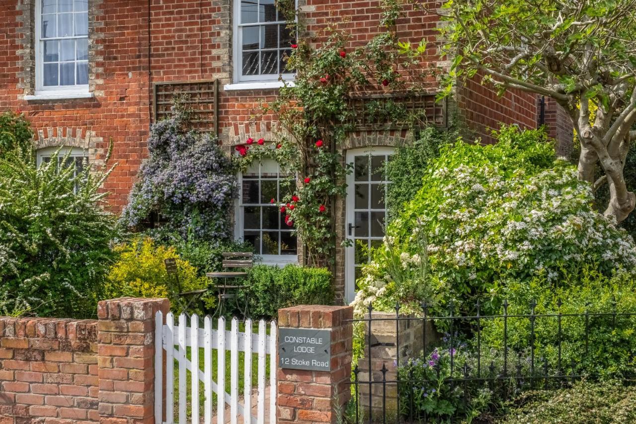 Adorable With A Log Burner In Heavenly Village - Constable * Nayland